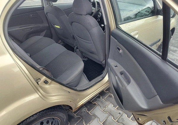 Kia Rio cena 6500 przebieg: 280000, rok produkcji 2006 z Warszawa małe 92